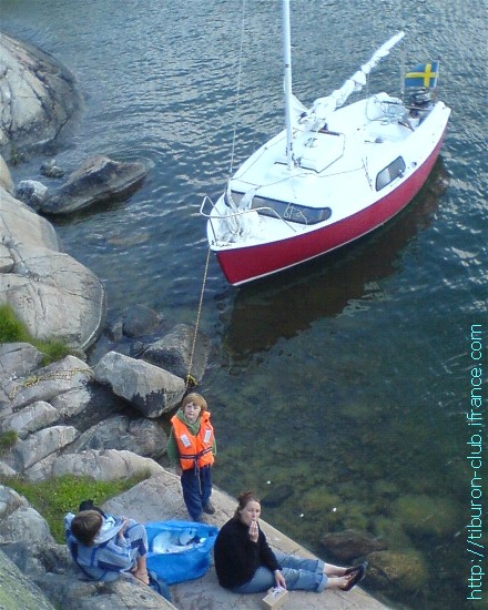 Preparing for night in Tiburon  //  préparatifs pour passer la nuit dans le Tiburon